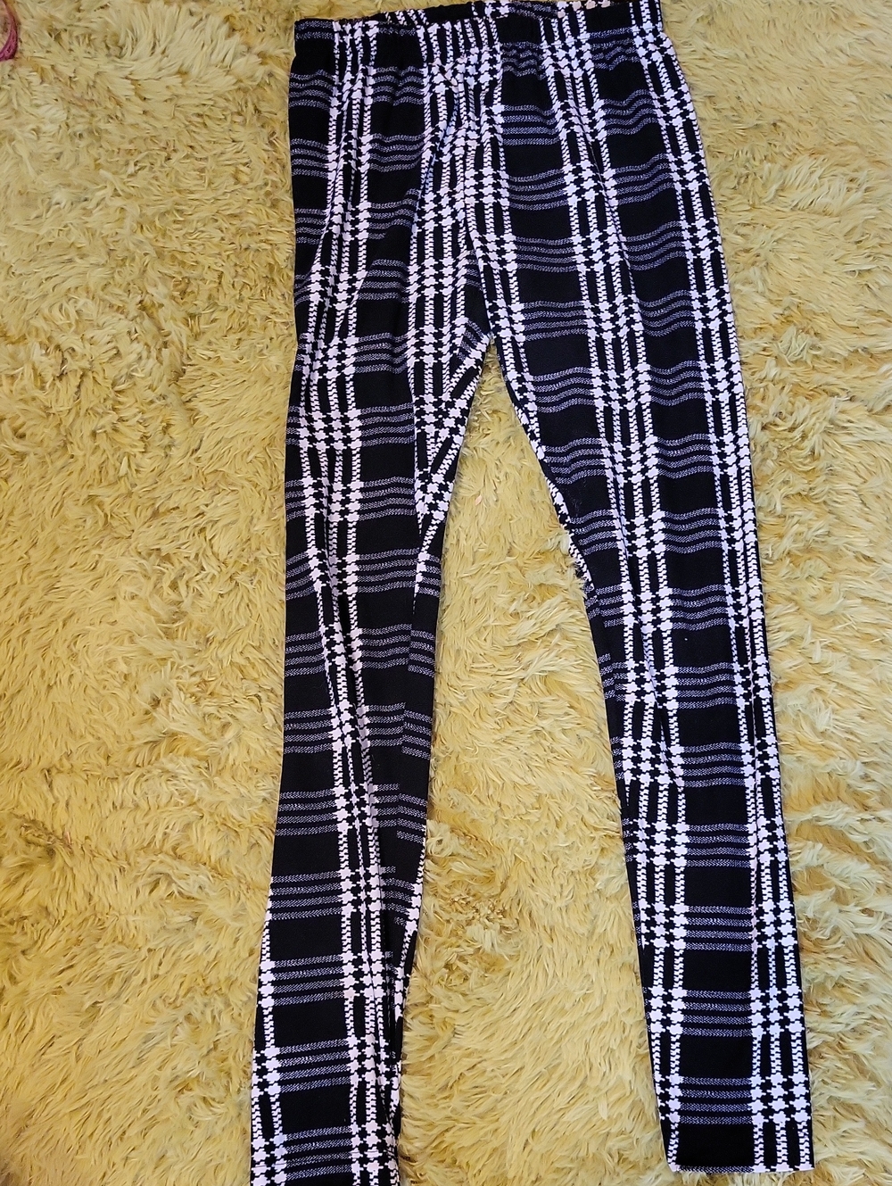 No Boundaries Black & White Plaid Kids Leggings